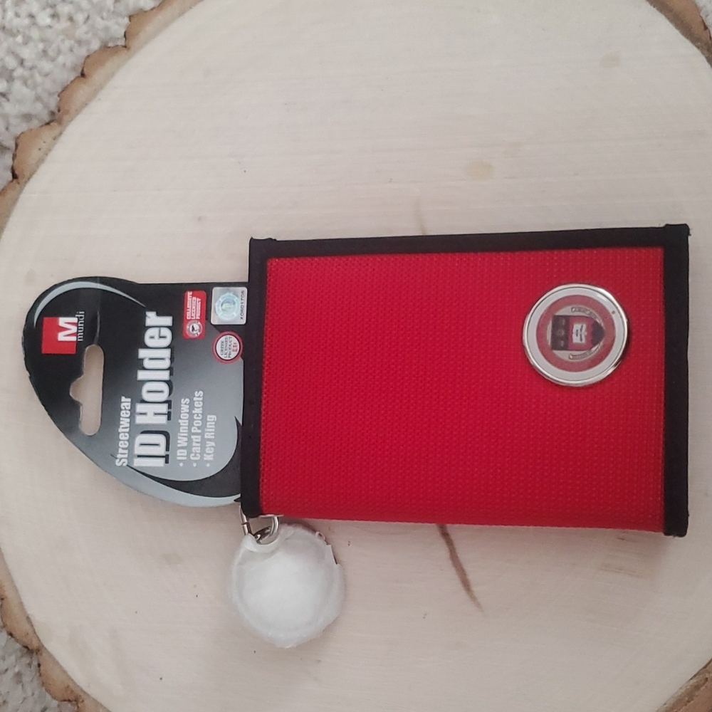 Mundi Boston College Design Red Streetwear ID Holder NEW